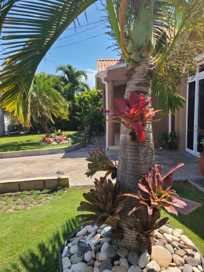 Caribbean Estates, 10 Mins From The Beach, Beautiful Gated Community ポートモア エクステリア 写真