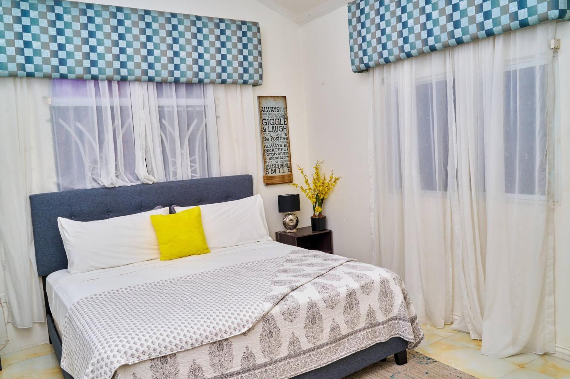 Caribbean Estates, 10 Mins From The Beach, Beautiful Gated Community ポートモア エクステリア 写真